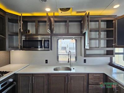 2019 Forest River RV Cardinal — photo 19 view