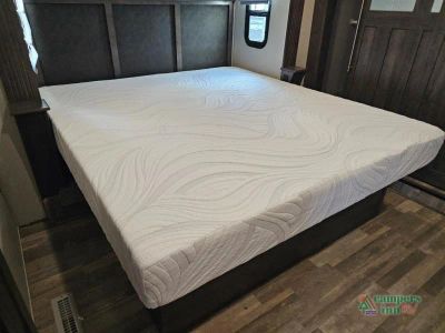 2019 Forest River RV Cardinal — photo 37 view