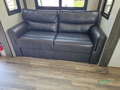 2019 Forest River RV Cardinal — photo 32 view
