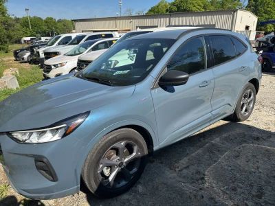 2023 Ford Escape - Photo 2