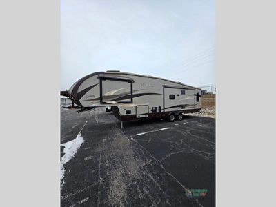 2015 Shasta RVs Phoenix — interior view
