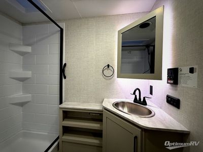 2026 Ember RV E-Series - Photo 17