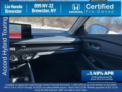 2025 Honda Accord Hybrid Touring Sedan - Photo 31