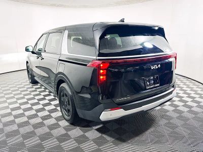 2025 Kia Carnival — detail view