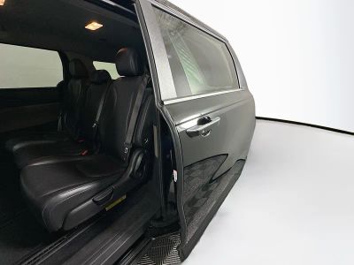 2025 Kia Carnival — photo 26 view