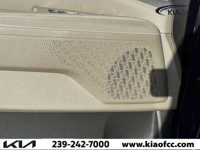 2026 Kia Carnival — photo 23 view