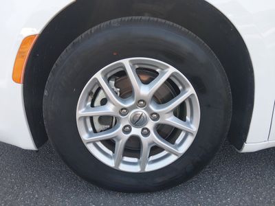 2023 Chrysler Voyager — photo 10 view