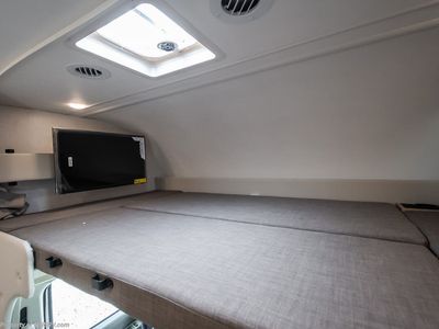 2026 Thor Motor Coach Chateau - Photo 5