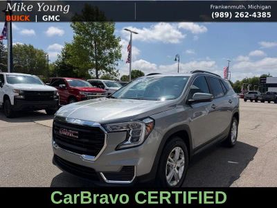 2024 GMC Terrain SLE in Sterling Metallic — front three-quarter view