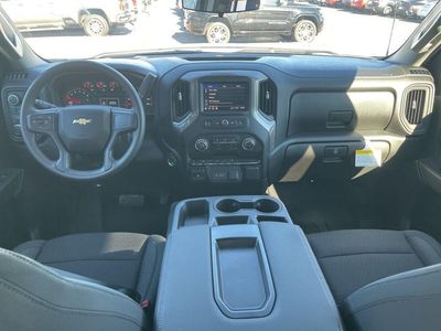 2026 Chevrolet Silverado 1500 — photo 15 view