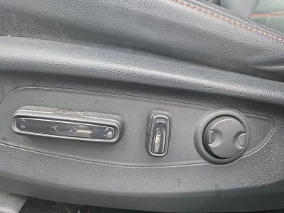 2023 Honda CR-V Hybrid Sport Touring — photo 12 view