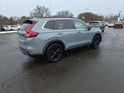 2023 Honda CR-V Hybrid Sport Touring — photo 8 view