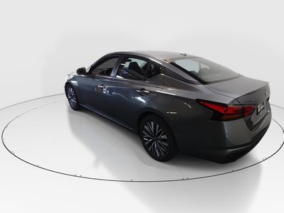 2025 Nissan Altima - Photo 5
