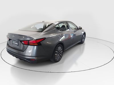 2025 Nissan Altima - Photo 7