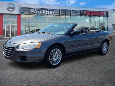 2004 Chrysler Sebring — rear three-quarter view