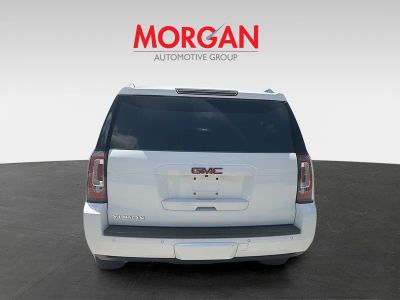 2019 GMC Yukon — engine compartment view
