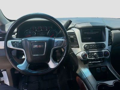 2019 GMC Yukon — photo 10 view