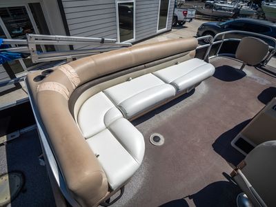 2015 Sun Tracker PARTY BARGE 20 DLX - Photo 12