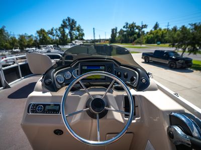 2015 Sun Tracker PARTY BARGE 20 DLX - Photo 10