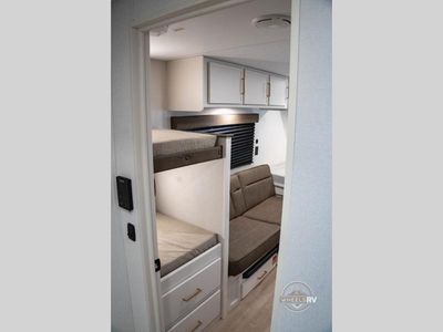 2026 Grand Design Transcend One - Photo 19