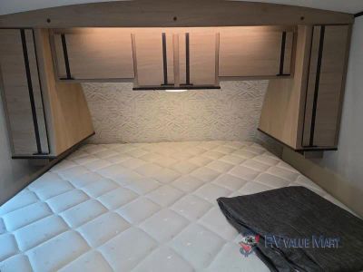 2022 Cruiser Radiance Ultra Lite — photo 24 view