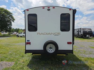 2022 Cruiser Radiance Ultra Lite — photo 8 view