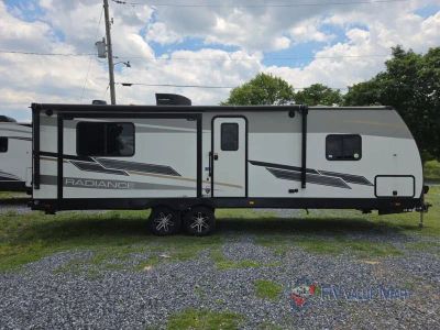 2022 Cruiser Radiance Ultra Lite — photo 10 view