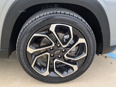 2024 Chevrolet Trax - Photo 33