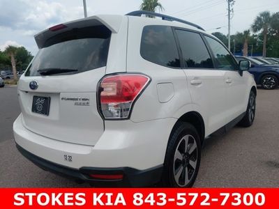 2017 Subaru Forester - Photo 4