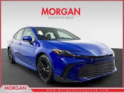 2026 Toyota Camry SE in Blue — front three-quarter view