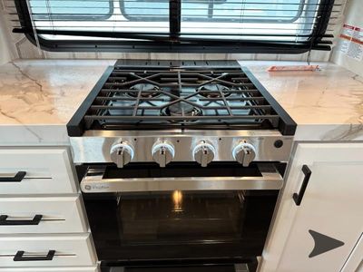 2025 Jayco Eagle HT - Photo 13
