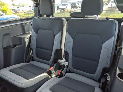 2025 Ford Bronco — photo 17 view