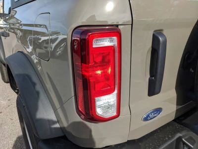 2025 Ford Bronco — photo 11 view