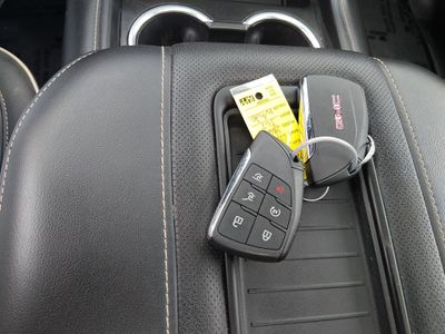 2023 GMC Yukon - Photo 15