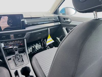 2026 Volkswagen Jetta — photo 18 view