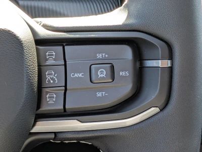 2026 Jeep Cherokee — photo 27 view