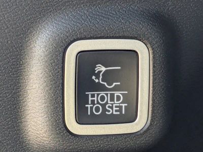 2026 Jeep Cherokee — photo 12 view