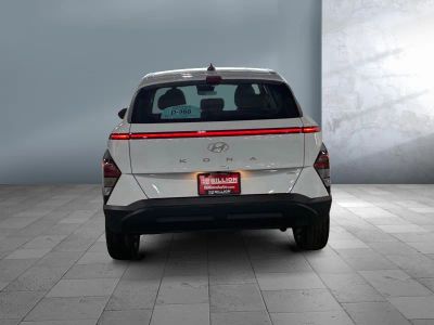 2025 Hyundai Kona — detail view