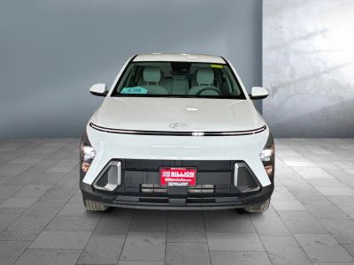 2025 Hyundai Kona — side profile view