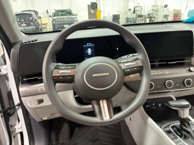 2025 Hyundai Kona — photo 19 view