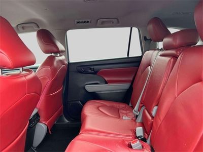 2021 Toyota Highlander - Photo 15
