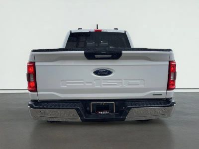 2021 Ford F-150 — interior view