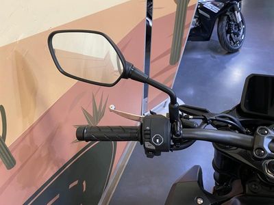 2025 Honda CB500F - Photo 9