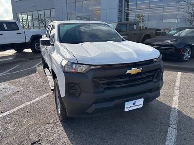 2025 Chevrolet Colorado — photo 8 view