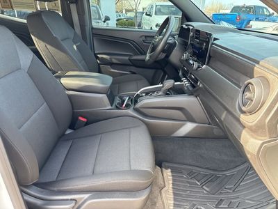 2025 Chevrolet Colorado — photo 54 view