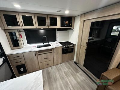 2026 Grand Design Imagine XLS - Photo 20