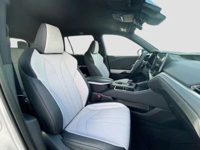2026 Lexus TX — photo 16 view