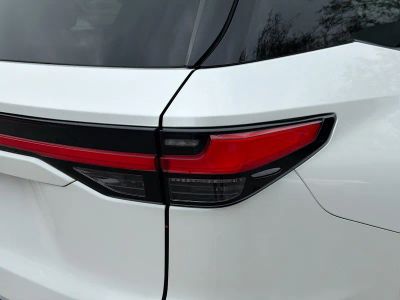 2025 Lexus TX — photo 25 view