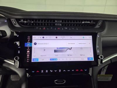 2026 Jeep Grand Cherokee — photo 16 view