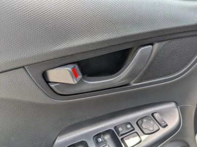 2022 Hyundai Kona — photo 18 view